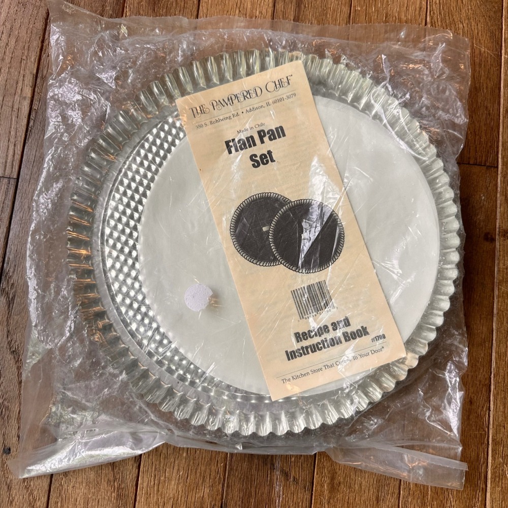 The Pampered Chef Flan Pan Set 2-Piece 10" Fluted Silver Vintage Kitchen